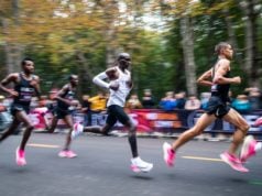 Vì sao tập chậm lại race nhanh?